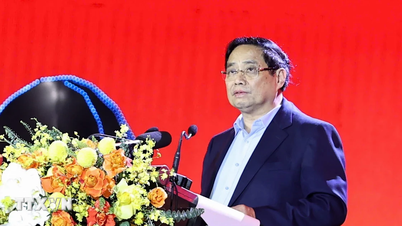The Prime Minister called on people nationwide to unite and show solidarity with the central region.