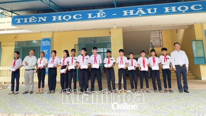 Komune Anh Dung: Memberikan 81 beasiswa kepada siswa yang berada dalam kondisi sulit