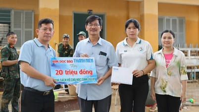 Căldura unei nunți ajunge la studenții din zonele inundate din Gia Lai și Khanh Hoa