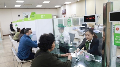 Notícia especial no jornal Hanoi Moi em 25 de novembro de 2025.