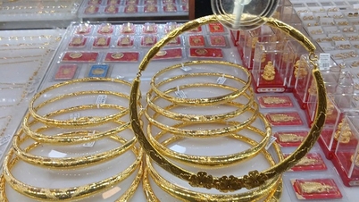 ការស្នើរសុំពន្ធលើប្រតិបត្តិការមាសចាប់ពី 500 លានដុង ឬច្រើនជាងនេះ។