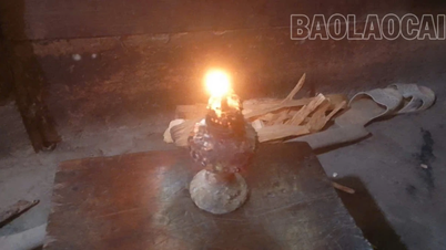 Locuitorii satului Hang Phu Loa așteaptă cu nerăbdare rețeaua națională de energie electrică.