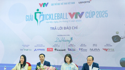 Pickleballový turnaj VTV Cup 2025 má cenu přesahující 1 miliardu VND a účastní se ho více než 700 sportovců.