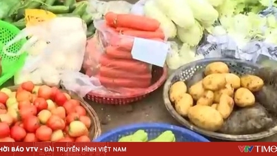 Οι τιμές των τροφίμων στις πληγείσες από τις πλημμύρες αγορές αρχίζουν να αυξάνονται