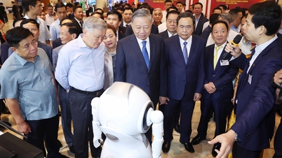 Developing science, technology, innovation, rapidly developing modern productive forces, perfecting production relations in the spirit of Resolution No. 57-NQ/TW