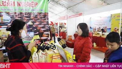 Észak-közép régió ipari és kereskedelmi vásár - Ha Tinh: Kereskedelmi előmozdítás, vietnami áruk tisztelete