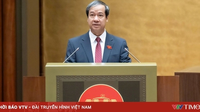 Soumettre à l'Assemblée nationale un plan d'investissement de plus de 580 000 milliards de VND pour améliorer la qualité de l'éducation.