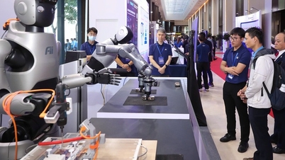 A series of future technologies appeared at the Autumn Economic Forum 2025, many people were amazed