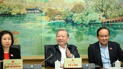 Concentrate resources, prioritize investment in health and education