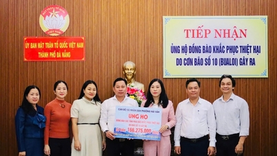 Hai Van Ward przekazało ponad 436 milionów VND osobom dotkniętym klęskami żywiołowymi.