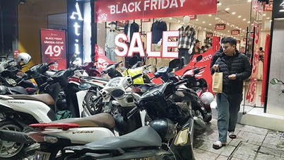 Danang is bustling with year-end promotions