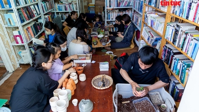 Divulgando as boas ações da juventude da cidade de Ho Chi Minh.