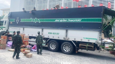 Het Vietnamese Vaderlandsfrontcomité van de provincie Khanh Hoa ontving 40 ton aan noodzakelijke goederen om de mensen in de zuidelijke regio te ondersteunen.