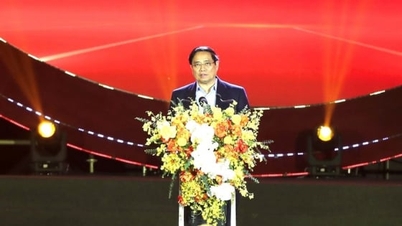 Прем'єр-міністр Фам Мінь Чінь: Щира солідарність з Центральним регіоном