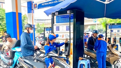 Прогнозується падіння цін на 2 види бензину нижче 20 000 донгів за літр