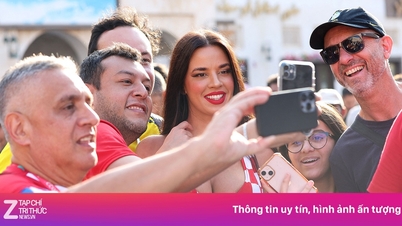 „Nejžhavější fanynka světa“ se odvážně obléká