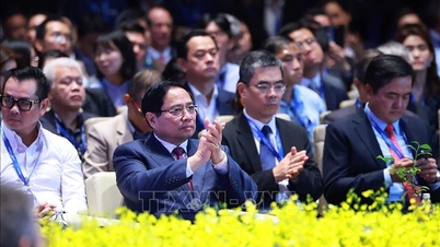 Ο Πρωθυπουργός Φαμ Μινχ Τσινχ παρευρέθηκε στο Πρόγραμμα CEO 500 - TEA CONNECT