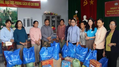 Ondersteuning voor families van leden van de vrouwenbond die getroffen zijn door stormen en overstromingen