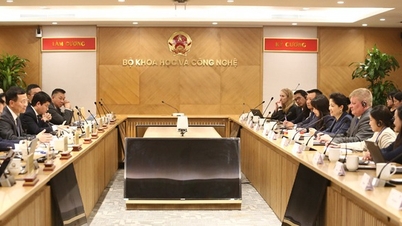 รัฐมนตรีเหงียน มานห์ หุ่ง รับเกียรติจากสภาธุรกิจสหภาพยุโรป-อาเซียน