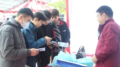 បើកផ្លូវទៅអនាគត