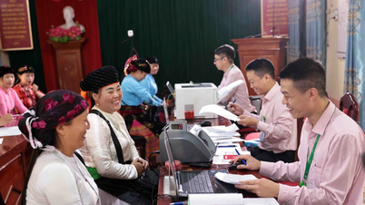 Socialpolitiska krediter stöder miljontals fattiga hushåll och hushåll som just har undkommit fattigdom.