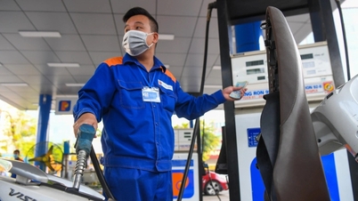 Die Benzinpreise sind unerwartet gesunken, während die Dieselpreise gestiegen sind.