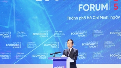 Podzimní ekonomické fórum 2025: Ho Či Minovo Město potvrzuje svou průkopnickou roli v zelené digitální transformaci