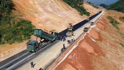 ເລັ່ງ​ການ​ນຳ​ໃຊ້​ຈຸດ​ສູງ​ສຸດ​ຂອງ​ຈຳ​ນວນ​ຈຳ​ນວນ​ຈຳ​ນວນ​ເພື່ອ​ເຮັດ​ໃຫ້​ບັນ​ລຸ​ແລະ​ສຳ​ເລັດ​ໜ້າ​ທີ່​ໃນ​ປີ 2025