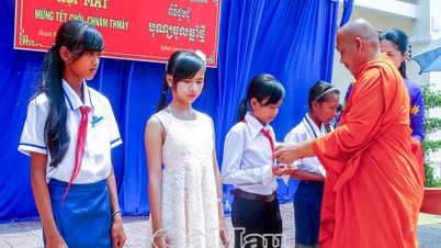 بودیسم خمر تراوادا: گسترش زیبایی دین و زندگی