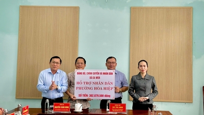 Gmina Ea Wer przekazuje ponad 600 milionów VND i 10,5 ton artykułów pierwszej potrzeby mieszkańcom terenów dotkniętych powodzią.