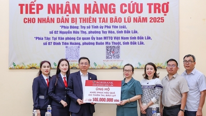 アグリバンク・ダクラク支店：洪水被災者の困難克服を支援するために協力