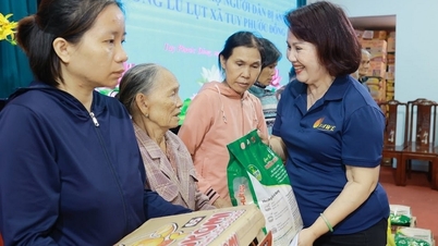 Die Gia Lai Women Entrepreneurs Association weitet ihre Initiative zum Austausch mit Menschen in den von Überschwemmungen betroffenen Gebieten aus.