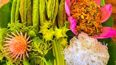 Deliciosos platos de camarones de agua dulce durante la temporada de inundaciones