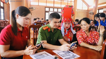 អភិវឌ្ឍហេដ្ឋារចនាសម្ព័ន្ធឌីជីថលនៅតំបន់ភ្នំ និងជនជាតិភាគតិច