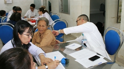 الصحة - رحلة حافلة الحب إلى وسط فيتنام: دفء المشاركة في بلدية ديان ديان