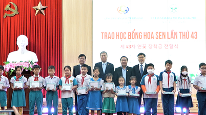 Το Κορεατικό Διεθνές Χωριό Λωτού απονέμει 170 υποτροφίες σε μειονεκτούντες μαθητές