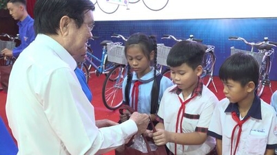 Χορήγηση υποτροφιών για το πρόγραμμα «σπορά σπόρων γνώσης» του 2025 στην κοινότητα Hau Nghia