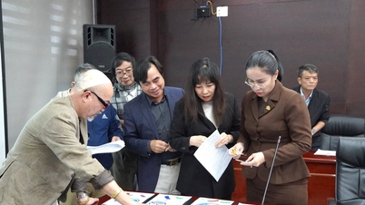 Soutěže o nejlepší logo města Da Nang se zúčastnilo 333 prací.