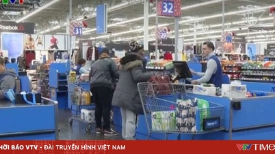 الشركات الأمريكية تتعامل مع ضغوط الأسعار خلال العطلات