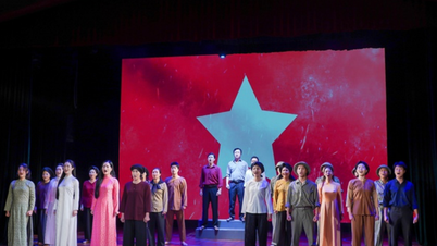 Das Ministerium für Kultur, Sport und Tourismus startet das Programm für literarische und künstlerische Schöpfungen „Ewig leben mit der Zeit“.