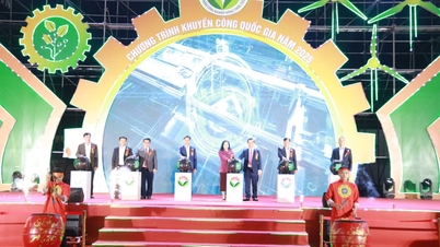 Eröffnung der Ausstellungsmesse für ländliche Industriegüter in Bac Ninh