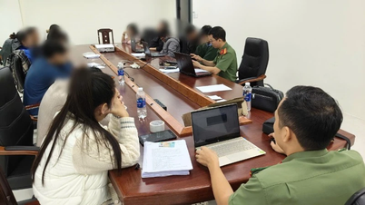 Policie v Da Nangu rozbila „fiktivní“ projekt virtuální měny, který podvodně připravil o téměř 90 miliard dongů.