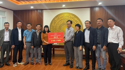 جامعة فانواتو الوطنية تجري مسحًا للأضرار وتدعم المتضررين من الفيضانات في داك لاك