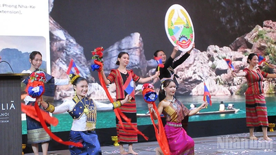 লাওসের জাতীয় দিবসের ৫০তম বার্ষিকী উদযাপনের জন্য সংবর্ধনা