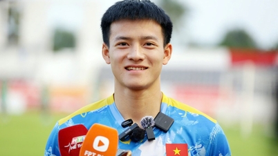 Penyerang Vietnam U22 menunjukkan lawan utama pada Sukan SEA 33