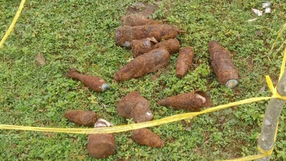 បញ្ជាការដ្ឋានការពារភូមិភាគទី៣ - ថោង ញ៉ឹត ប្រមូល និងគ្រប់គ្រងគ្រាប់បែក និងមីនជាច្រើនប្រភេទដោយសុវត្ថិភាព។