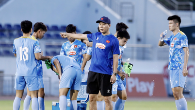 Seznam vietnamského týmu do 22 let, který se zúčastní SEA Games 33: Koho si vybral trenér Kim Sang Sik?