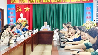 Zeremonie zur Bekanntgabe der Eröffnung des Echtzeit-Online-Managementsystems für wissenschaftliche und technologische Aufgaben