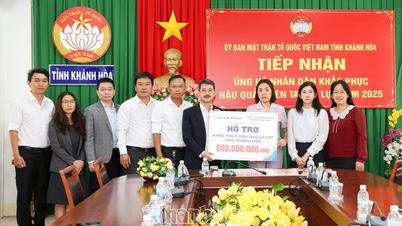 Song Giang vannkraftselskap støtter 500 millioner VND for å overvinne flomkonsekvensene