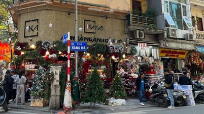 Die Hang Ma Straße sieht während der Weihnachtszeit anders aus, nachdem die Gehwege geräumt wurden.